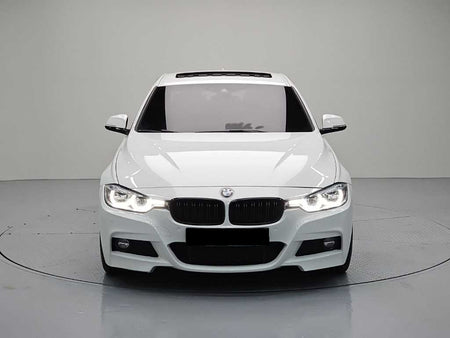 BMW 3-Series — photo 02
