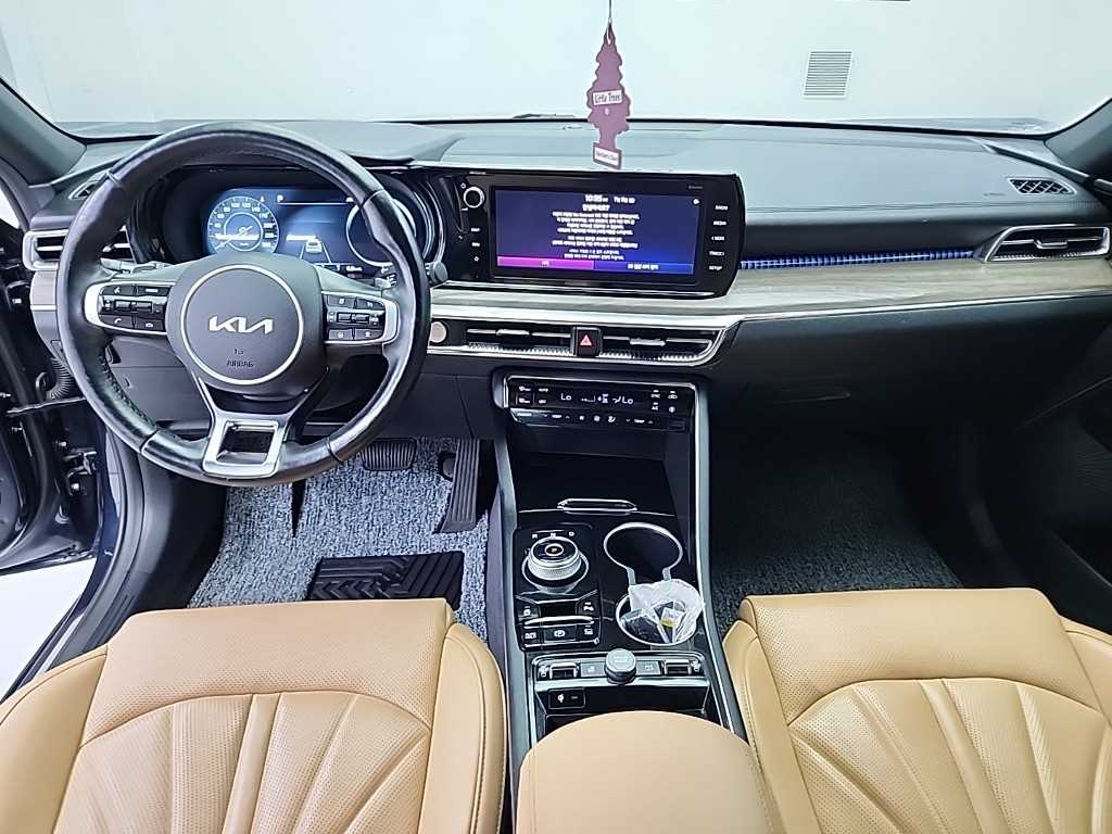 Kia K5 — photo 07
