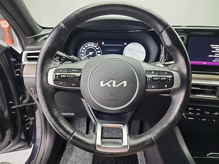 Kia K5 — photo 09