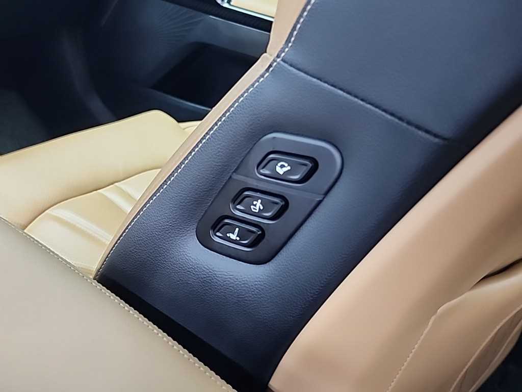 Kia K5 — photo 13