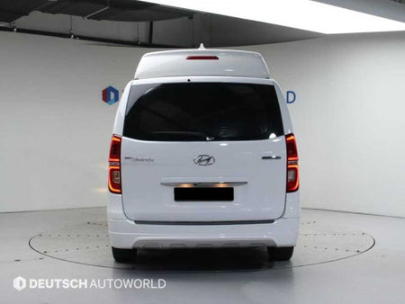 Hyundai Starex — photo 04