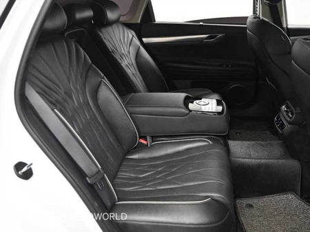 Genesis G80 — photo 12