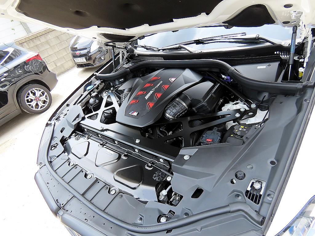 BMW X5M — photo 19