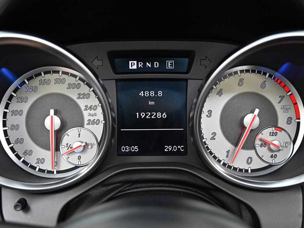 Mercedes-Benz SLK-Class — photo 08