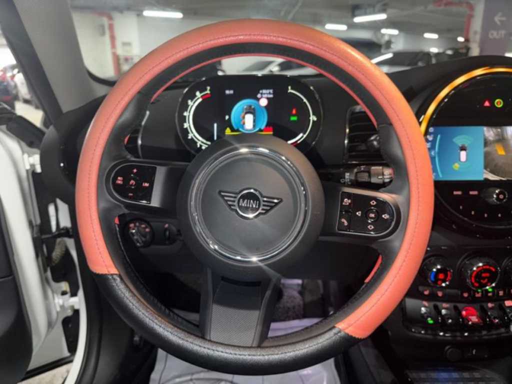 Mini Clubman — photo 08