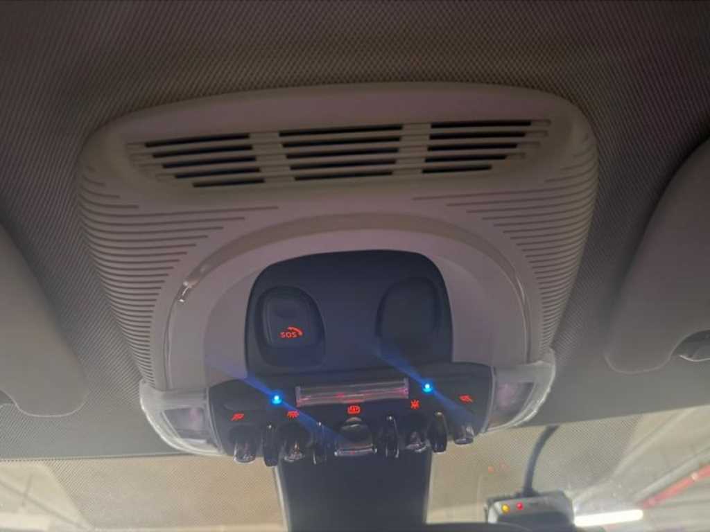 Mini Clubman — photo 12