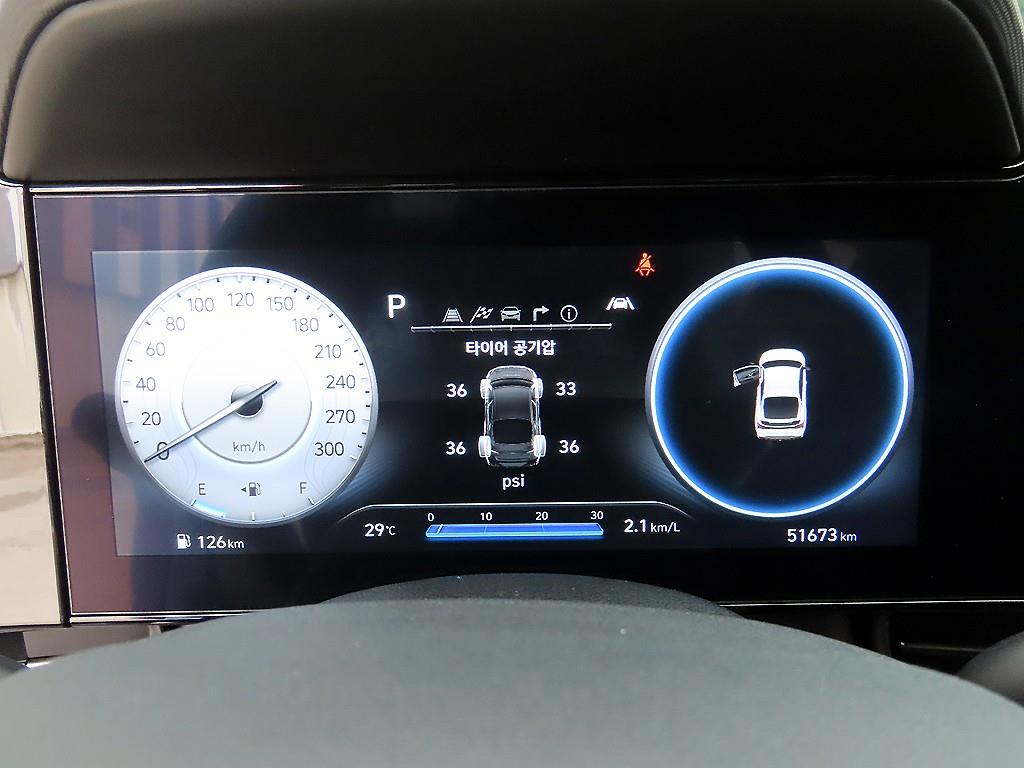 Hyundai Avante — photo 09
