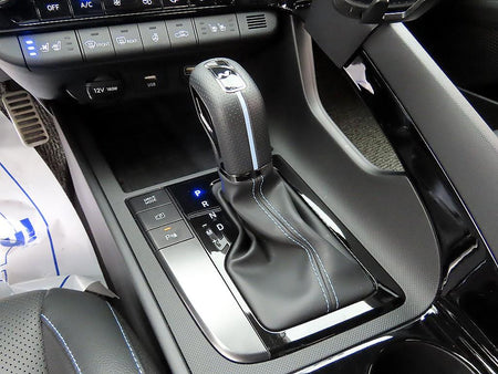 Hyundai Avante — photo 10