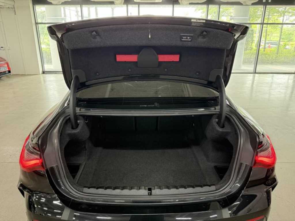 BMW 4-Series — photo 08