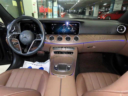 Mercedes-Benz E-Class — photo 10