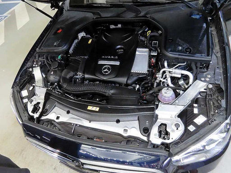 Mercedes-Benz E-Class — photo 19