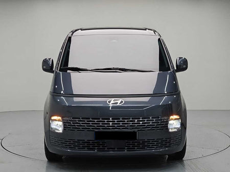 Hyundai Staria — photo 02
