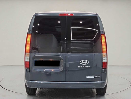 Hyundai Staria — photo 03