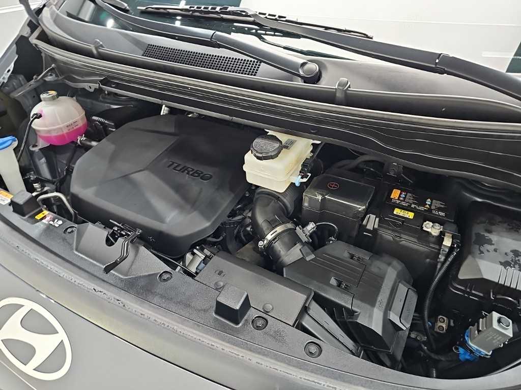 Hyundai Staria — photo 05