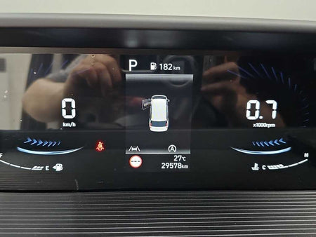 Hyundai Staria — photo 06