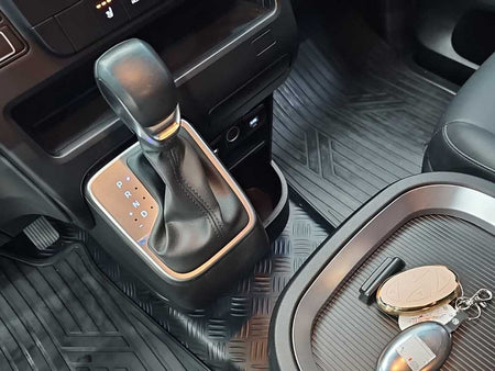Hyundai Staria — photo 08