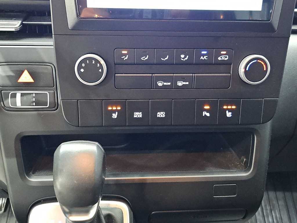 Hyundai Staria — photo 10