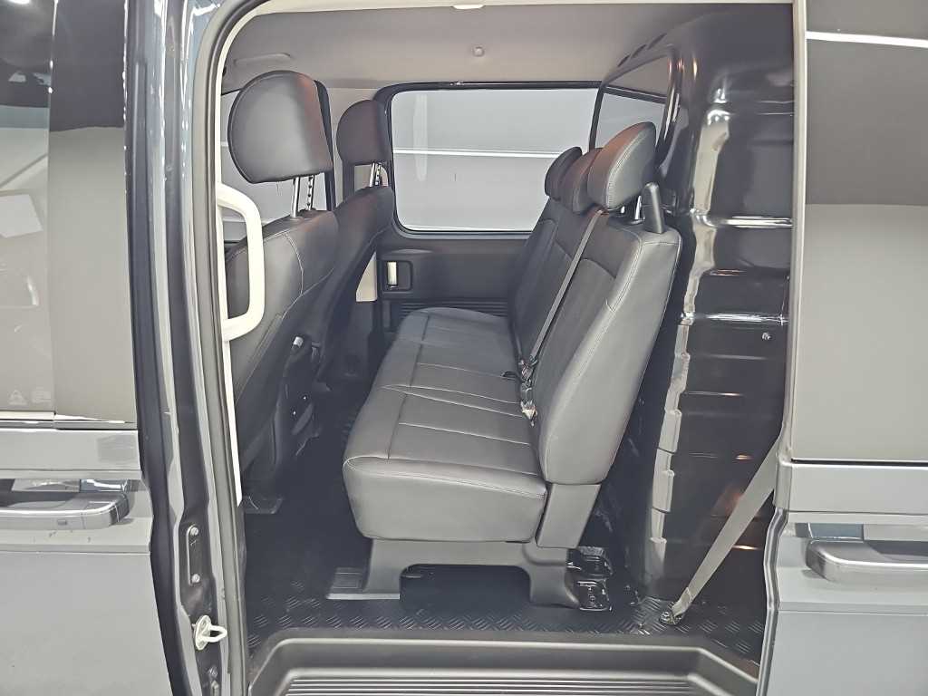 Hyundai Staria — photo 12