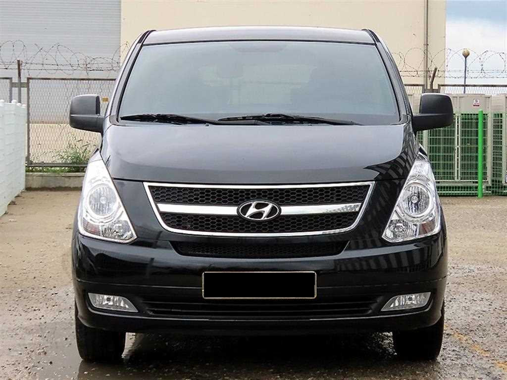 Hyundai Starex — photo 03