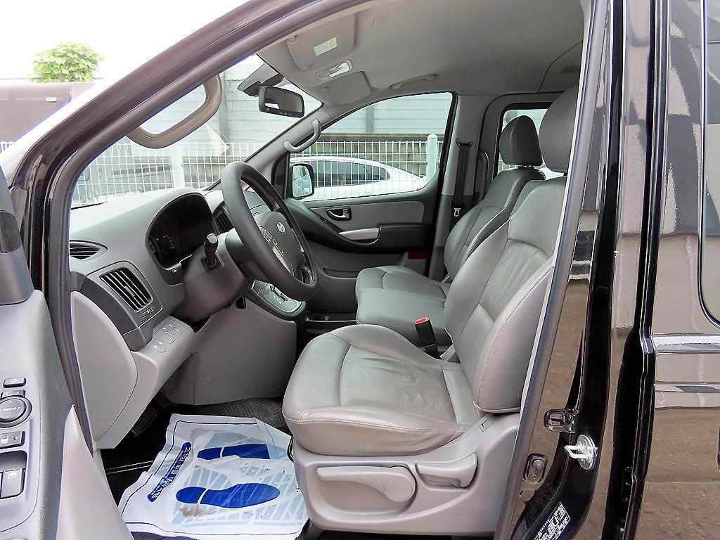 Hyundai Starex — photo 05