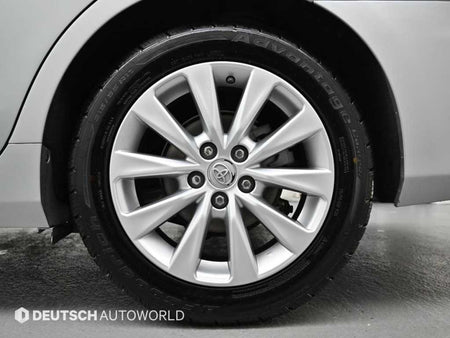 Toyota Camry — photo 05
