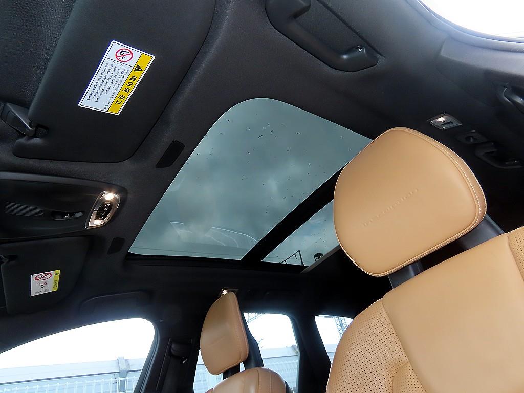 Volvo XC60 — photo 16