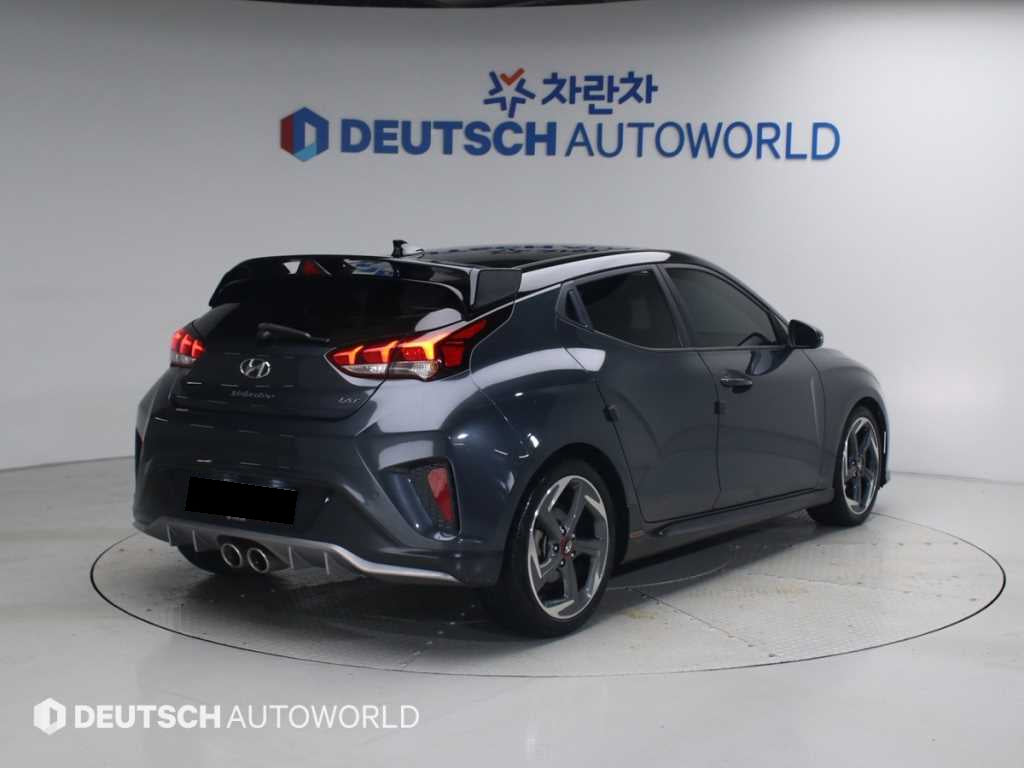 Hyundai Veloster — photo 02