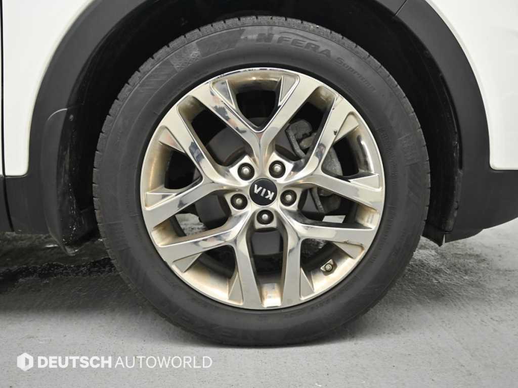 Kia Sorento — photo 05