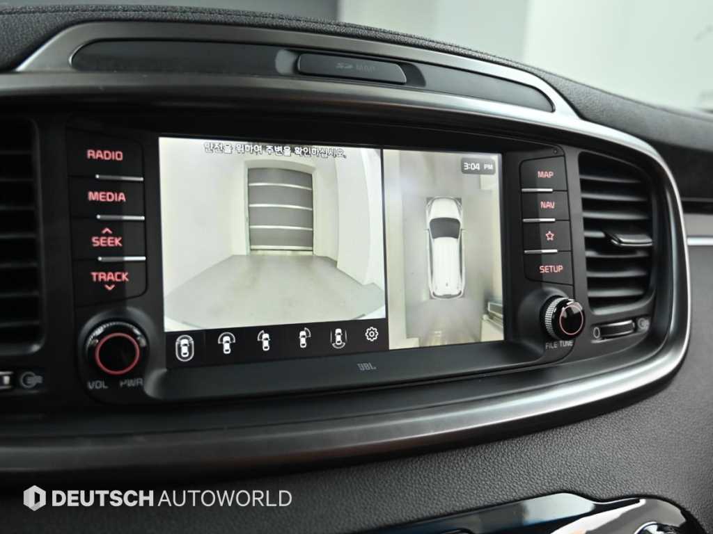Kia Sorento — photo 15