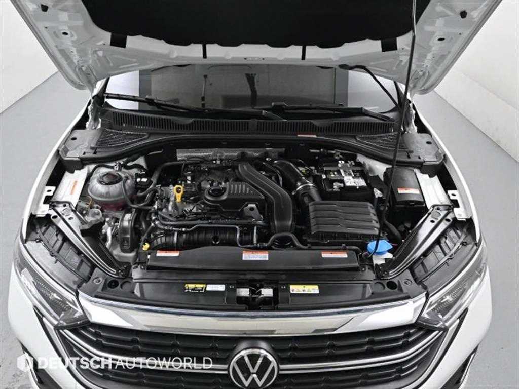 Volkswagen Jetta — photo 20