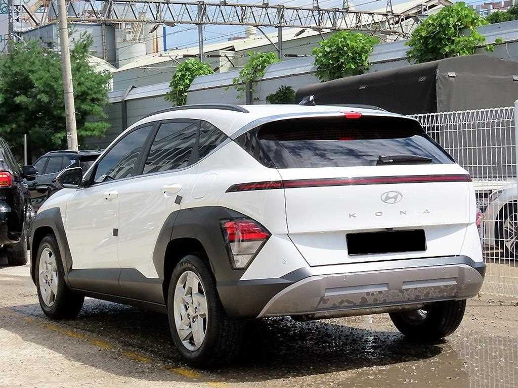 Hyundai Kona — photo 02