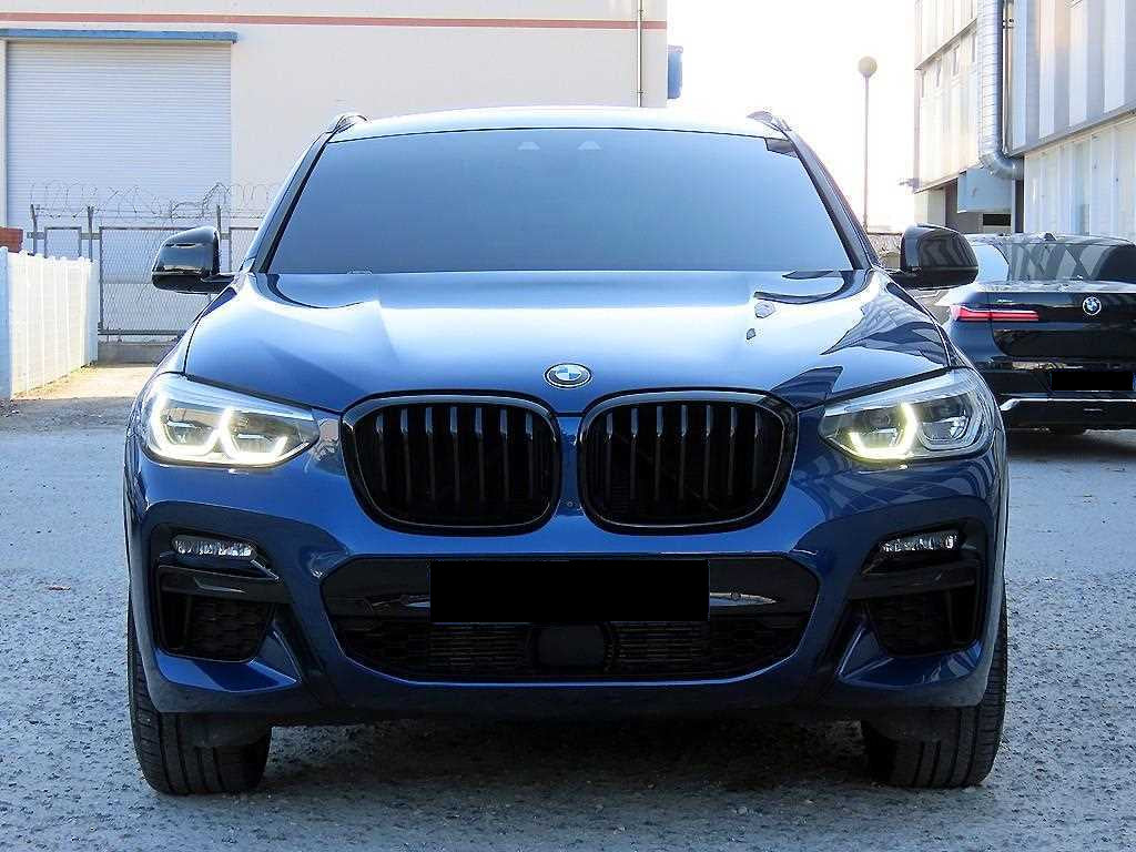 BMW X4 — photo 01
