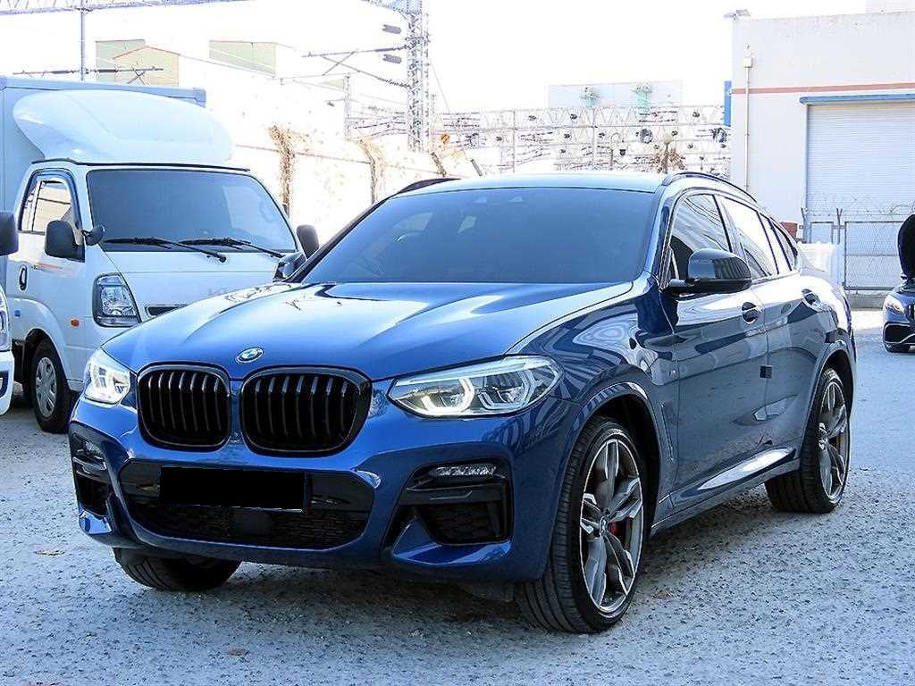 BMW X4 — photo 02