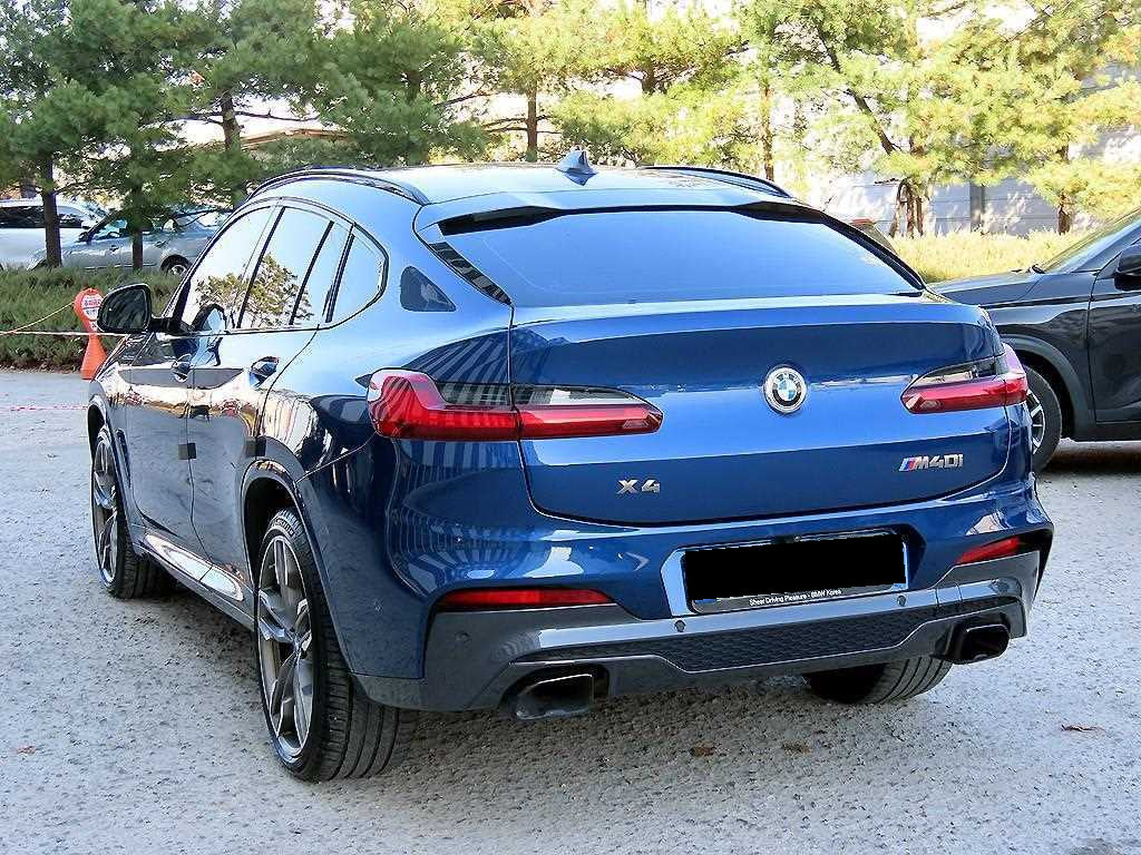 BMW X4 — photo 03