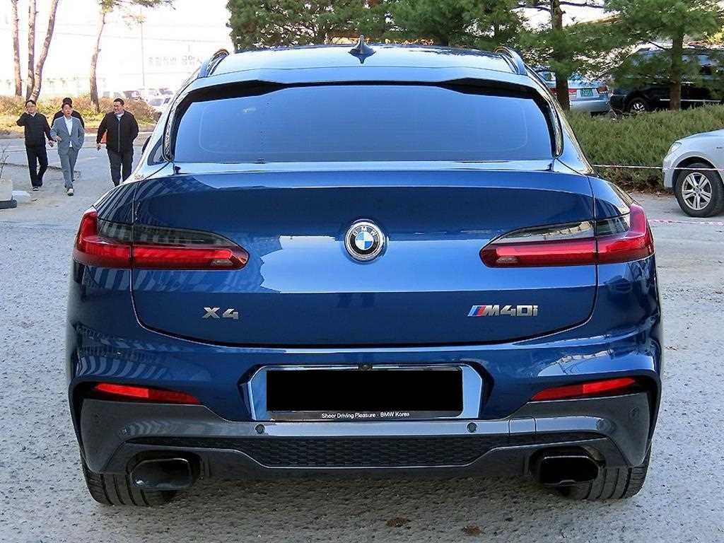 BMW X4 — photo 04