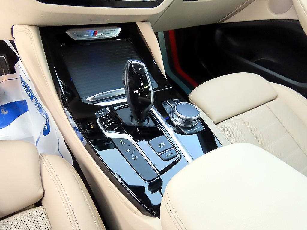 BMW X4 — photo 11