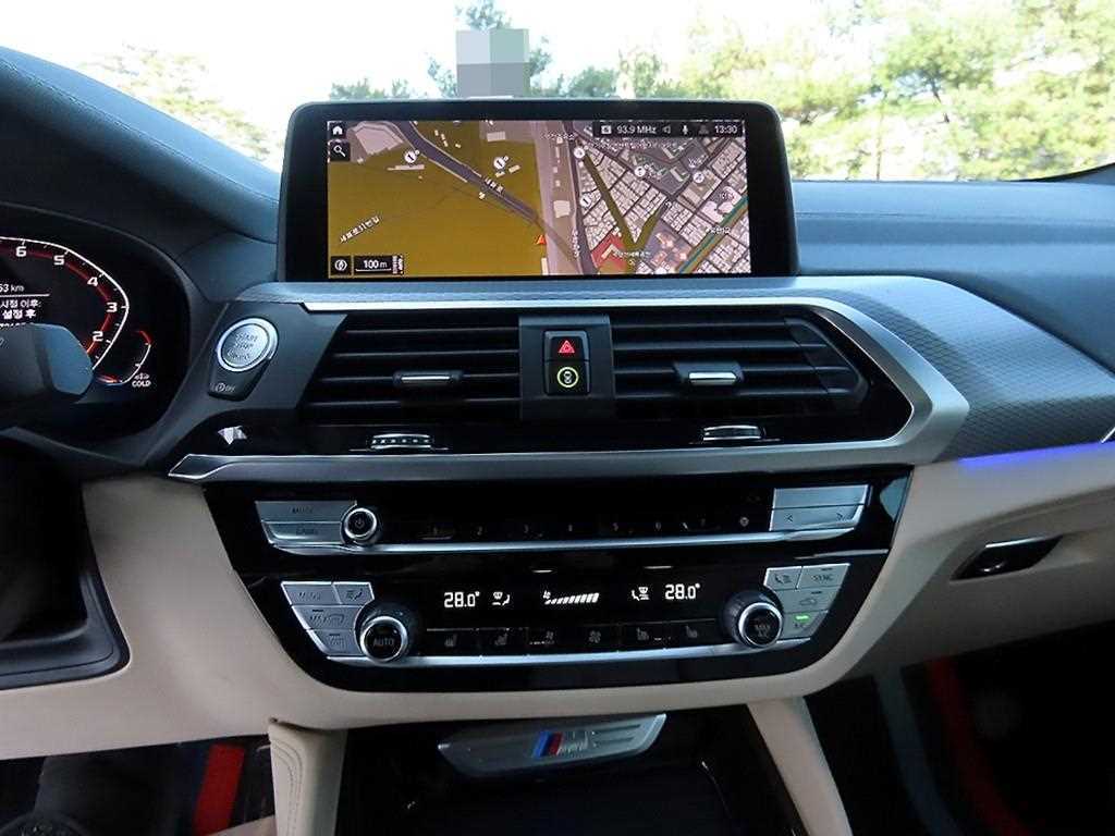 BMW X4 — photo 13