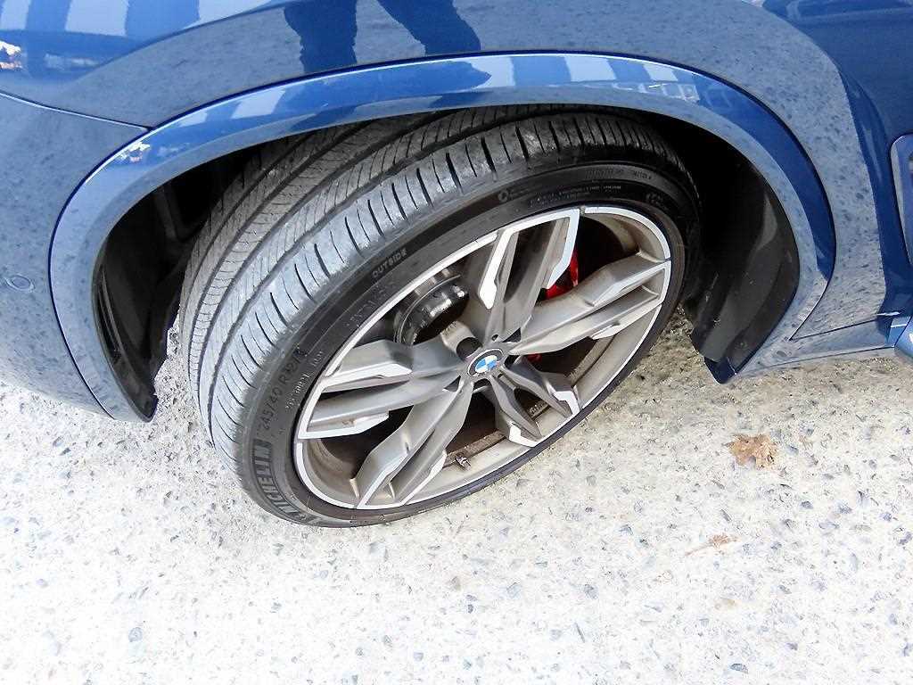 BMW X4 — photo 20