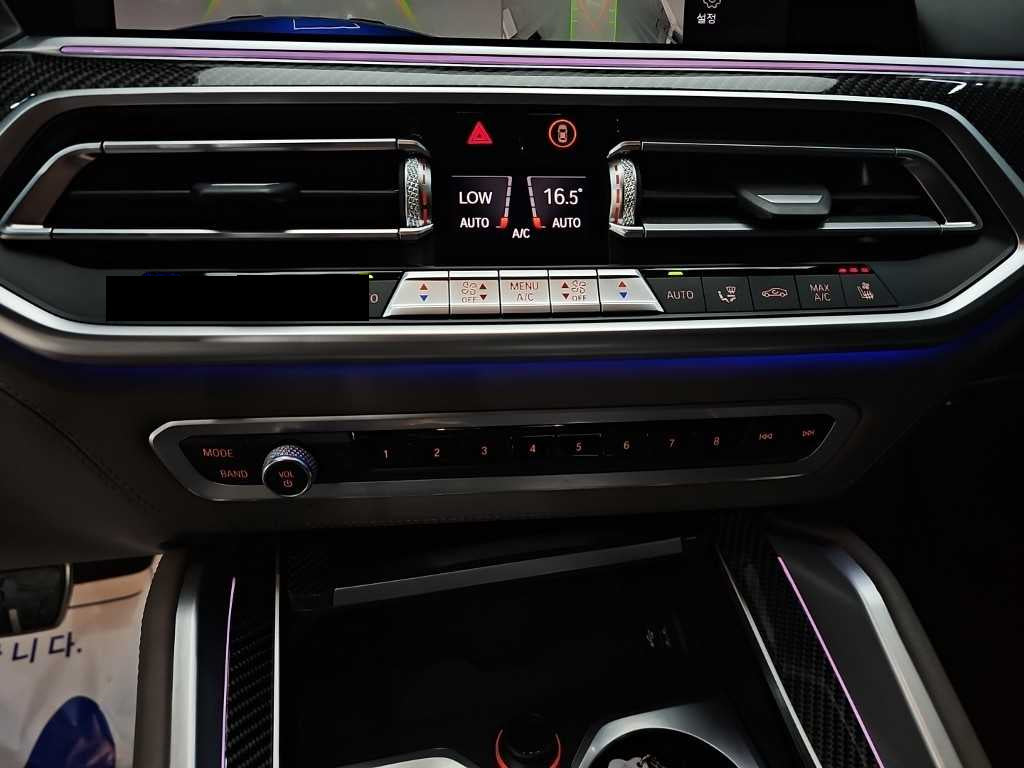 BMW X5M — photo 10