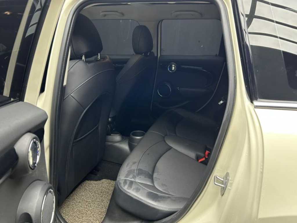 Mini Cooper — photo 06