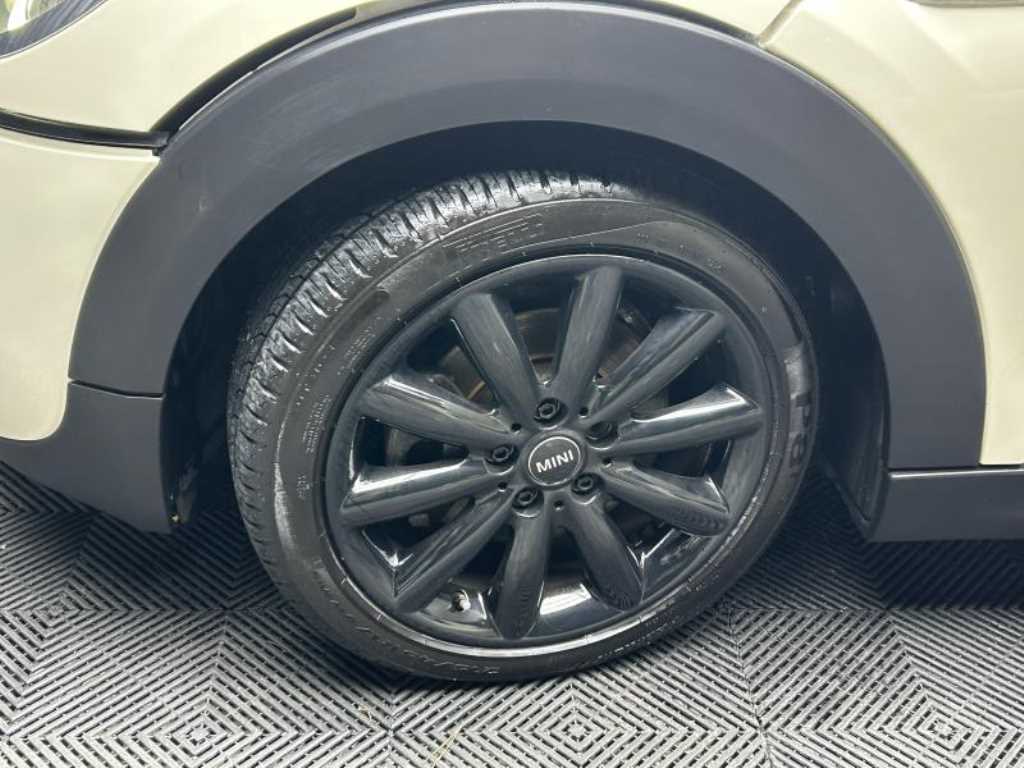 Mini Cooper — photo 17