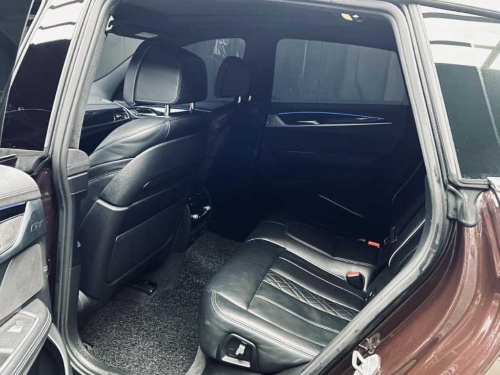 BMW Gran Turismo — photo 06