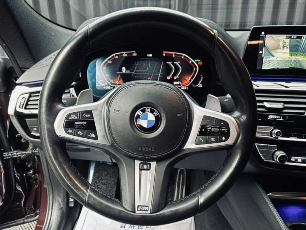 BMW Gran Turismo — photo 09