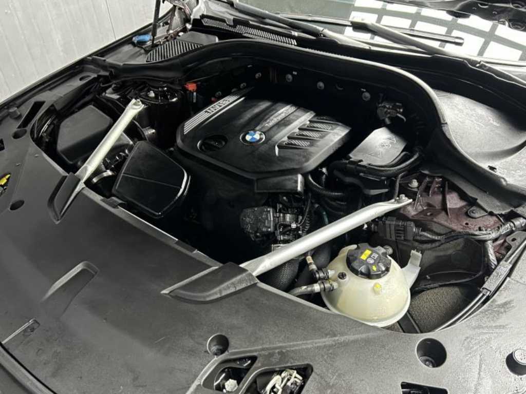 BMW Gran Turismo — photo 19