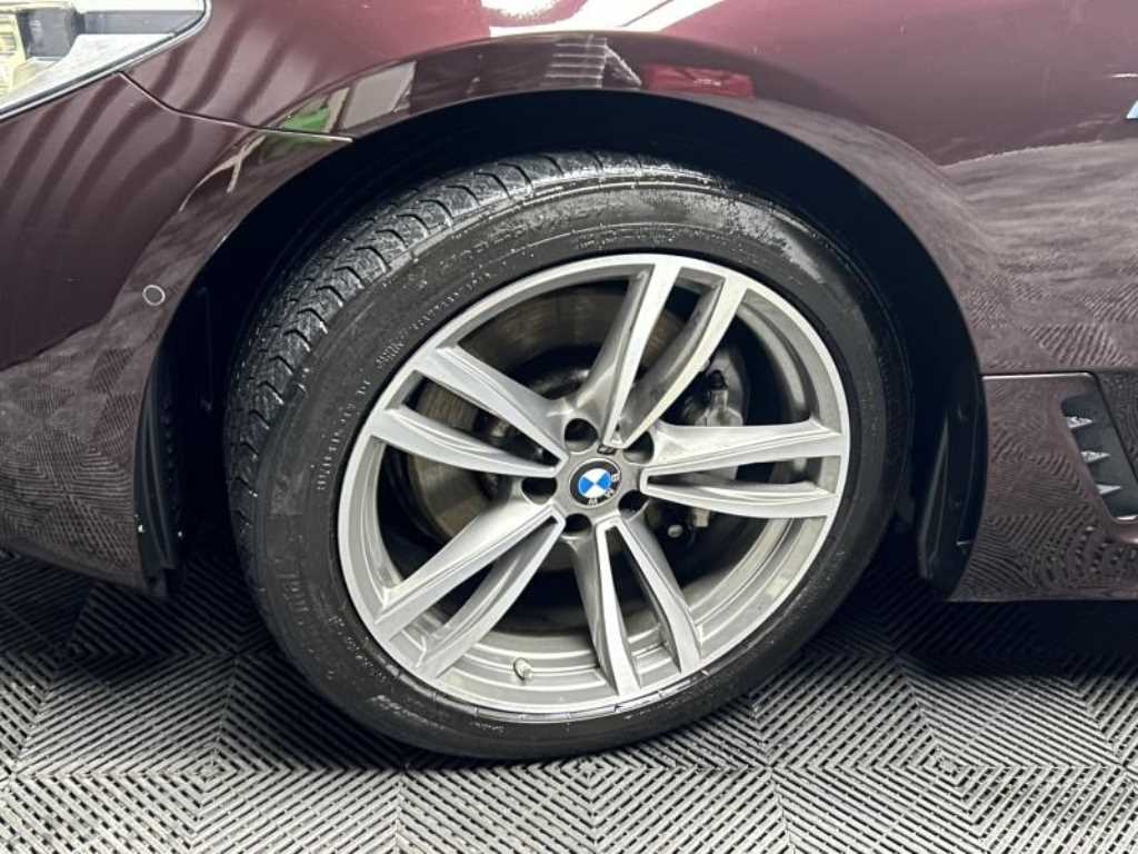 BMW Gran Turismo — photo 20