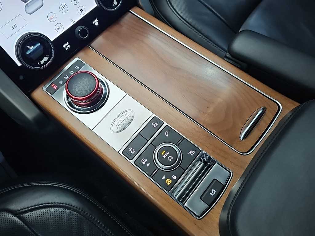 Land Rover Range Rover — photo 08
