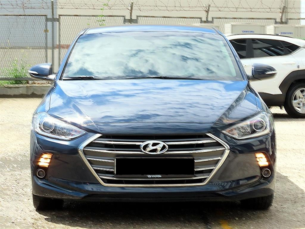 Hyundai Avante — photo 01