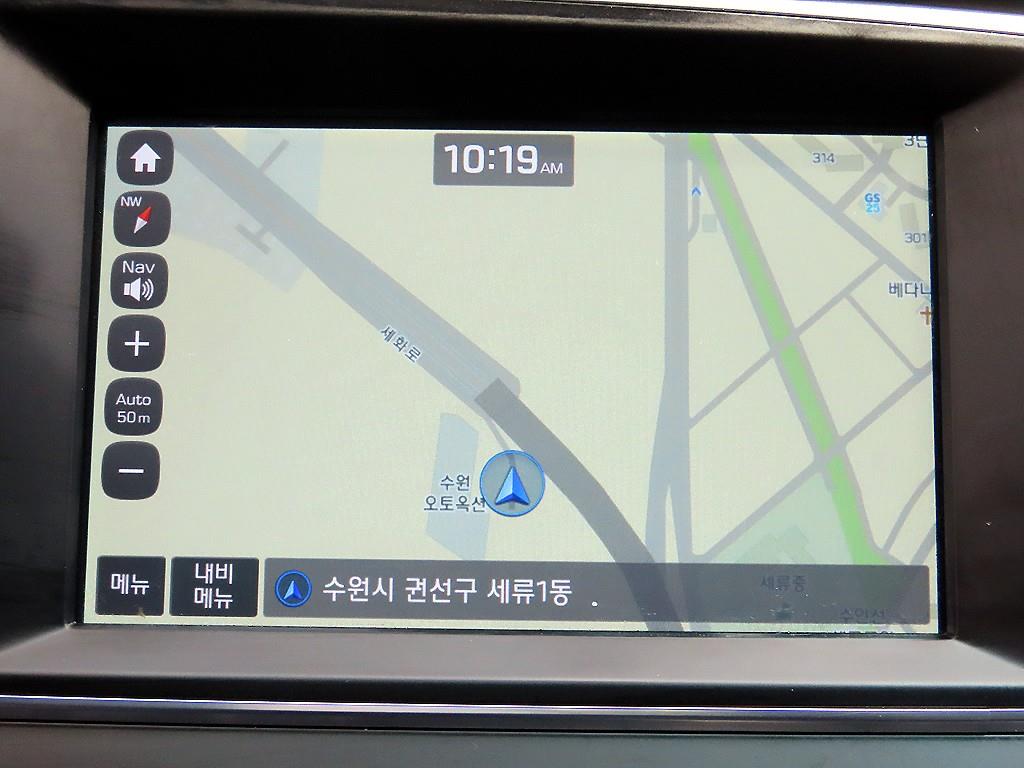 Hyundai Avante — photo 14