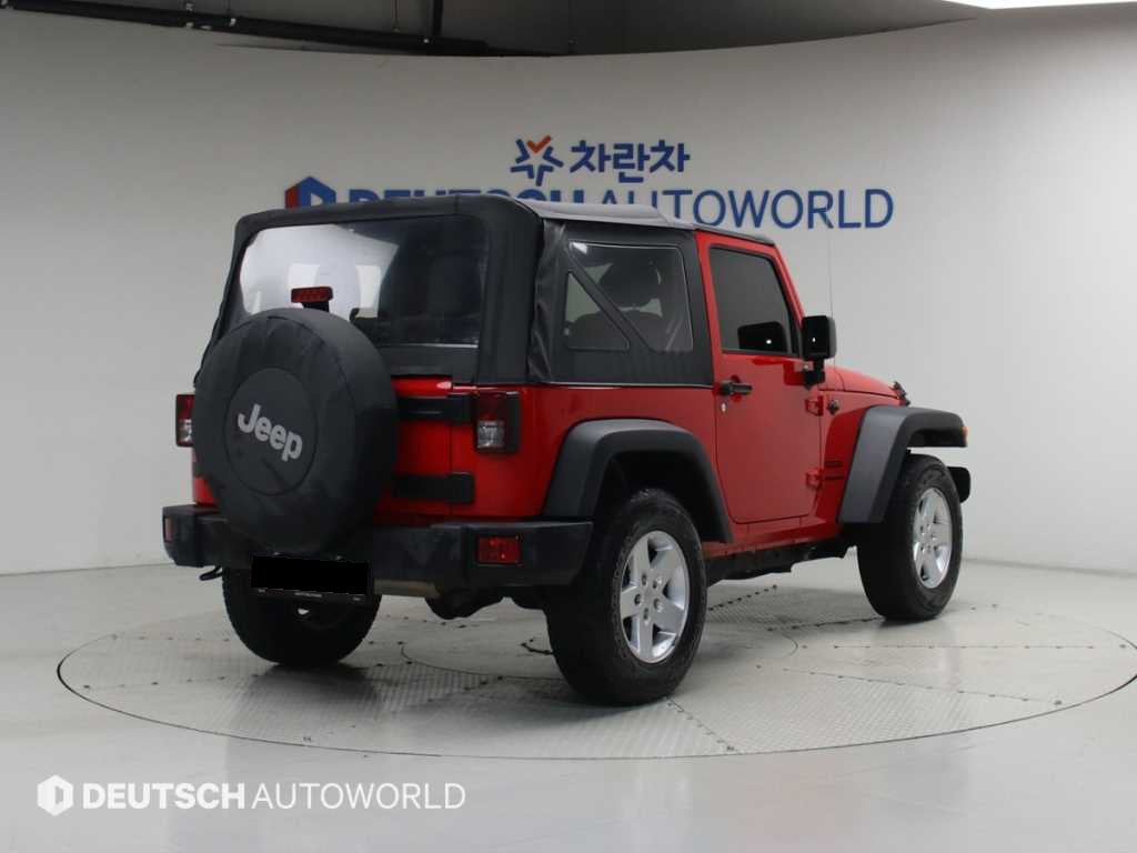 Jeep Wrangler — photo 02