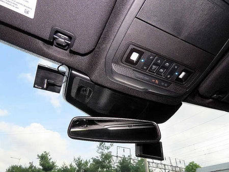 Ford Explorer — photo 14